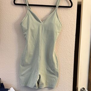 ALO Yoga Suns out onesie limestone color